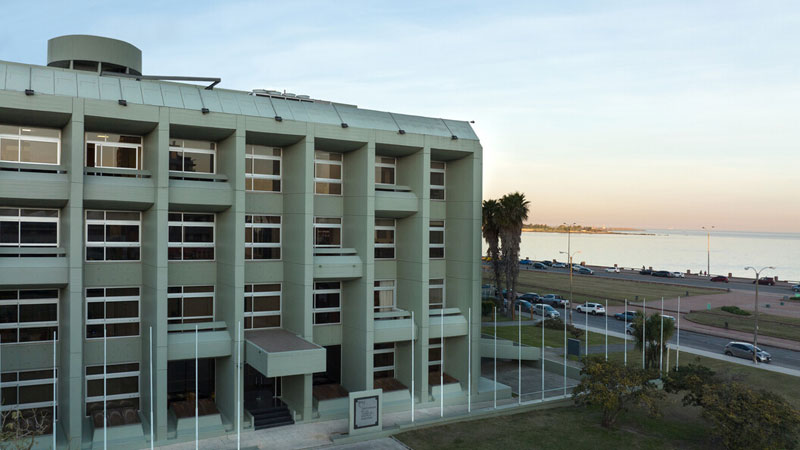*Edificio ORT Rambla, sede del Instituto de Dermatología*
